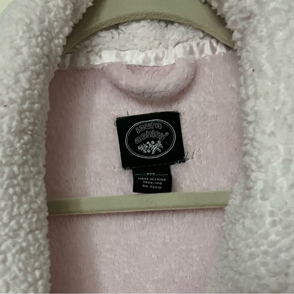 Laura Ashley Robe - Picture 2 of 8